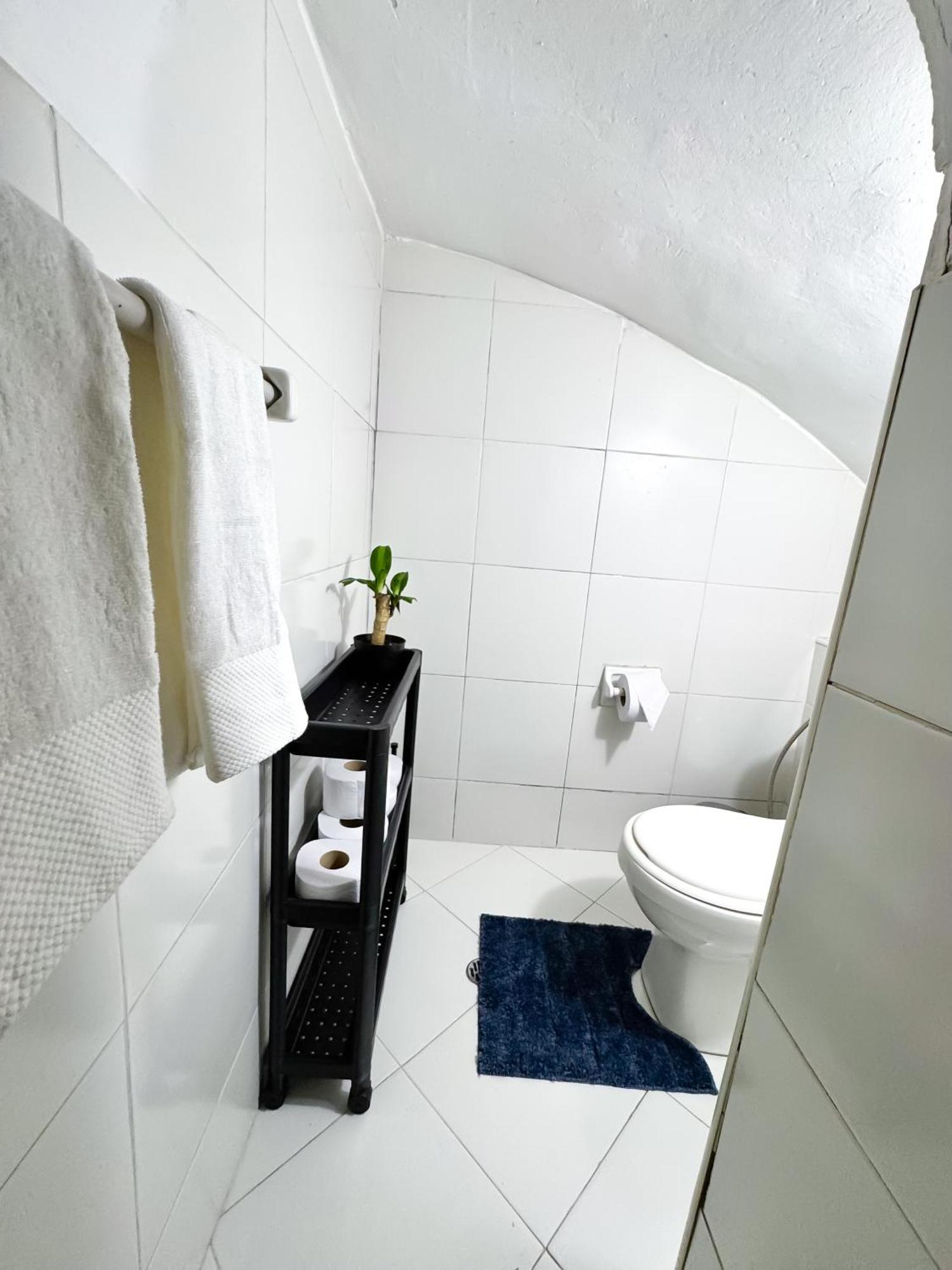 Habitación en casa particular Doble Con Entrada Independiente Y Bano Privado Bogotá